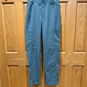 Figs Men’s XSmall Axim Cargo Scrub Pant, Color Moss